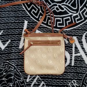 SOLD! Dooney & Bourke crossbody purse